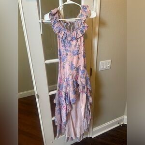 Love shack, fancy high, low ruffle dress size 0 pink pastels gently used. 🍀
